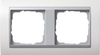 Установочная рамка Gira Event Белого глянцевого цвета с промежуточной рамкой "алюминий"