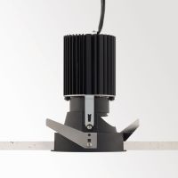 iMAX ADJUSTABLE BR20 93043